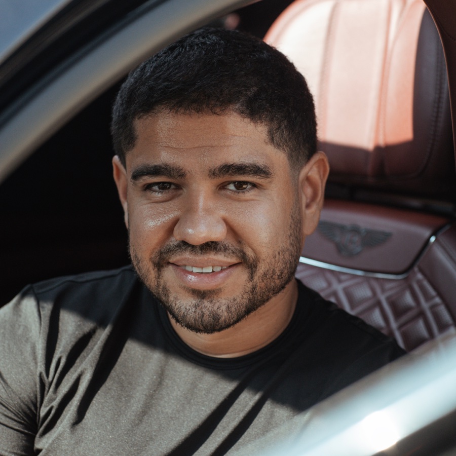 Максим Хирковский